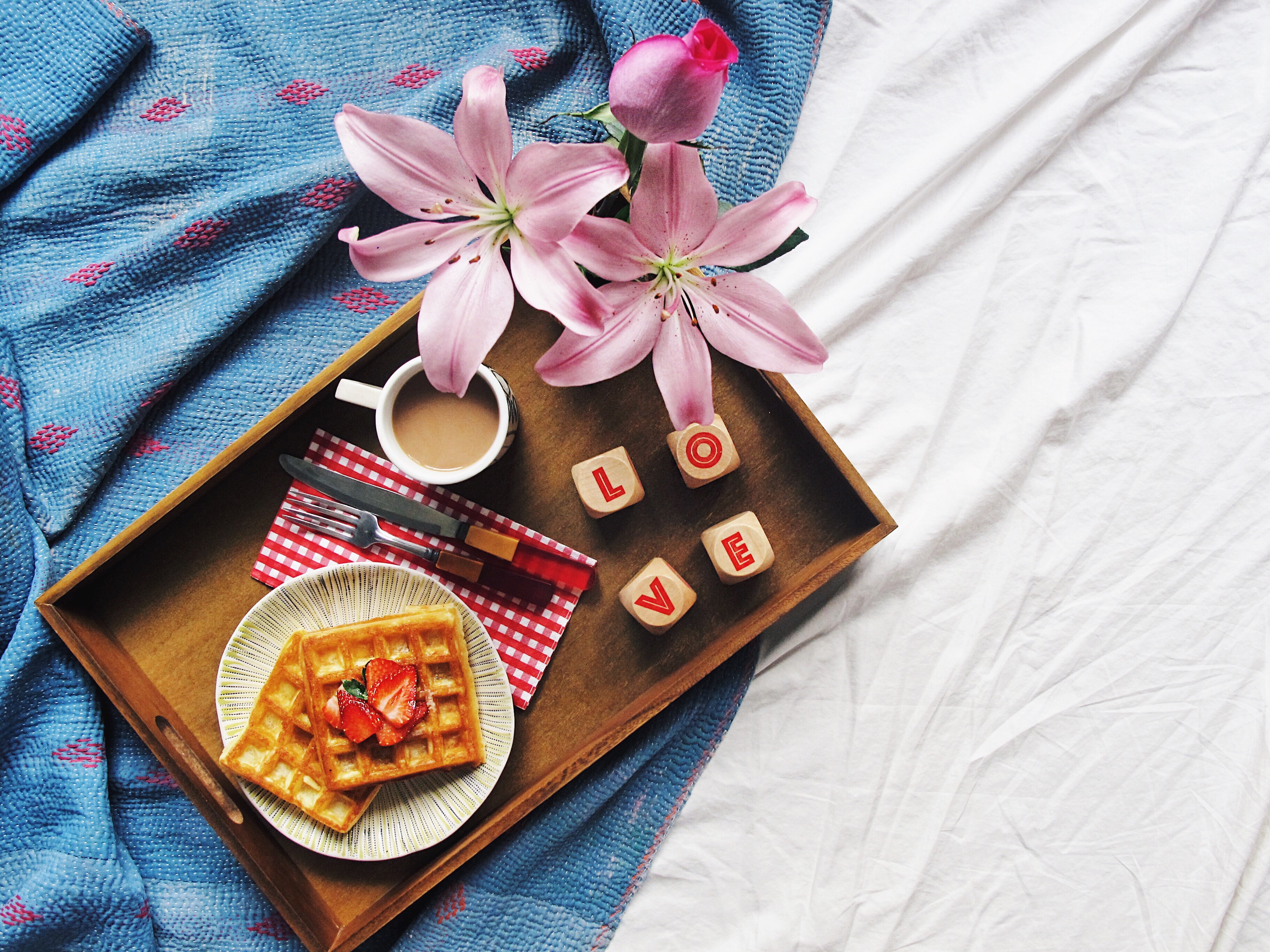 Flowers Not just for Vday! I AM MANCHIC